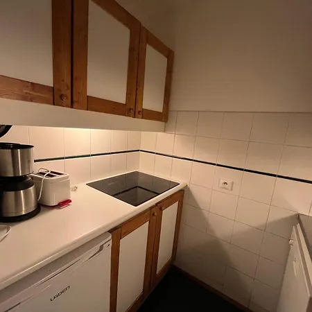 Apartment 2 Pieces - Coeur De Station - Balcon - Fr-1-181-2214